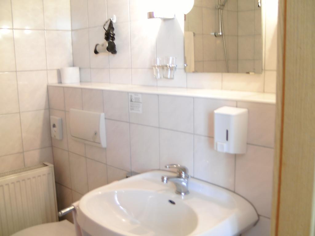 Mucha Ohg Hotel Sembziner Hof Klink Zewnętrze zdjęcie